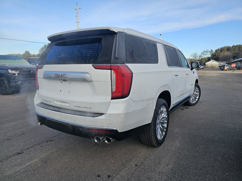 2024 GMC Yukon XL in Pickering, Ontario - 4 - w1024h768px