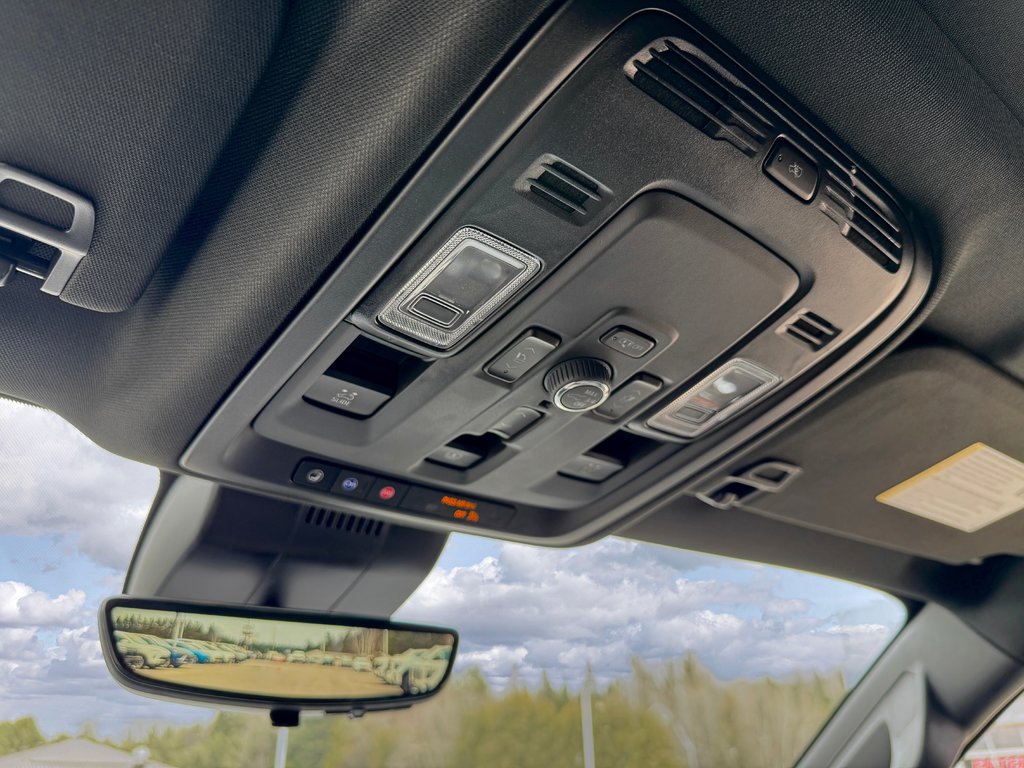 2025 GMC Yukon in Pickering, Ontario - 19 - w1024h768px