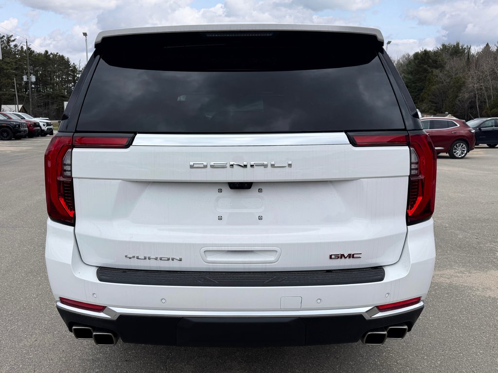 2025 GMC Yukon in Pickering, Ontario - 6 - w1024h768px