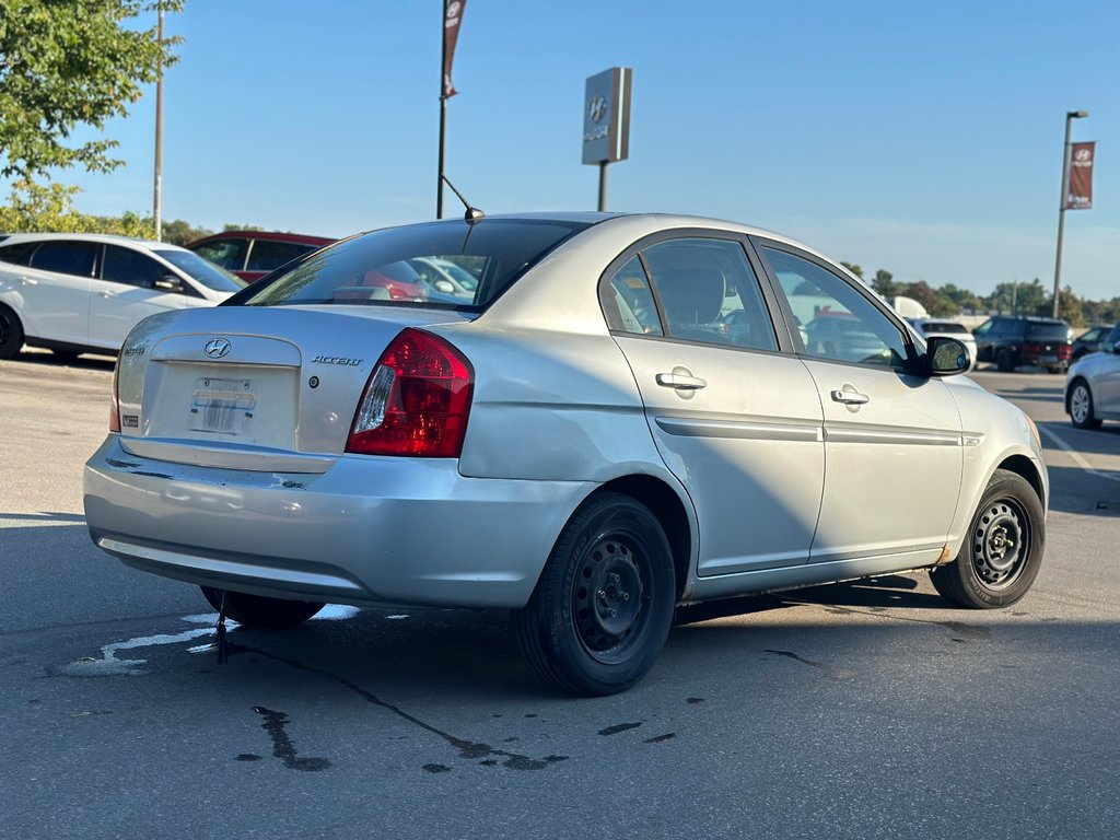 2007 Hyundai Accent in Pickering, Ontario - 5 - w1024h768px