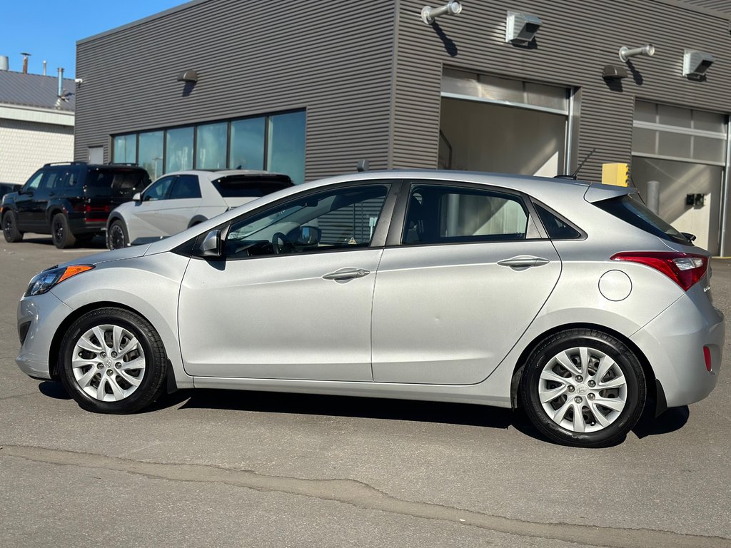 2014 Hyundai Elantra GT in Pickering, Ontario - 2 - w1024h768px