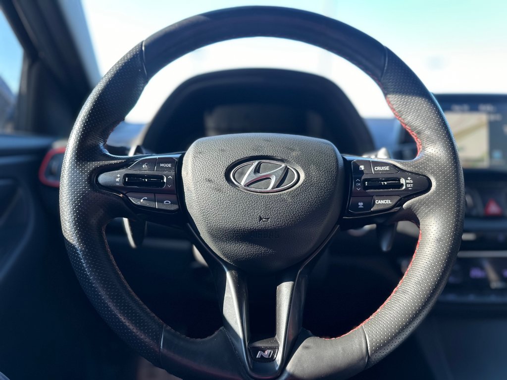 2020 Hyundai Elantra GT in Pickering, Ontario - 8 - w1024h768px