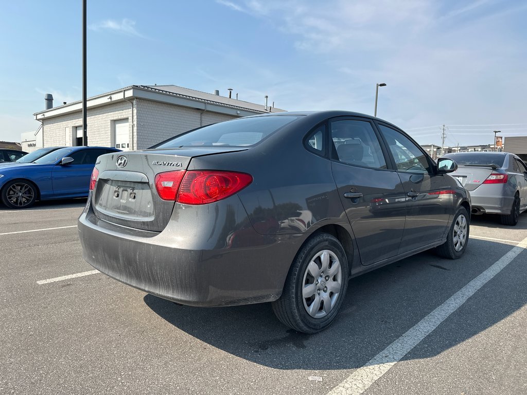 2009 Hyundai Elantra in Pickering, Ontario - 2 - w1024h768px