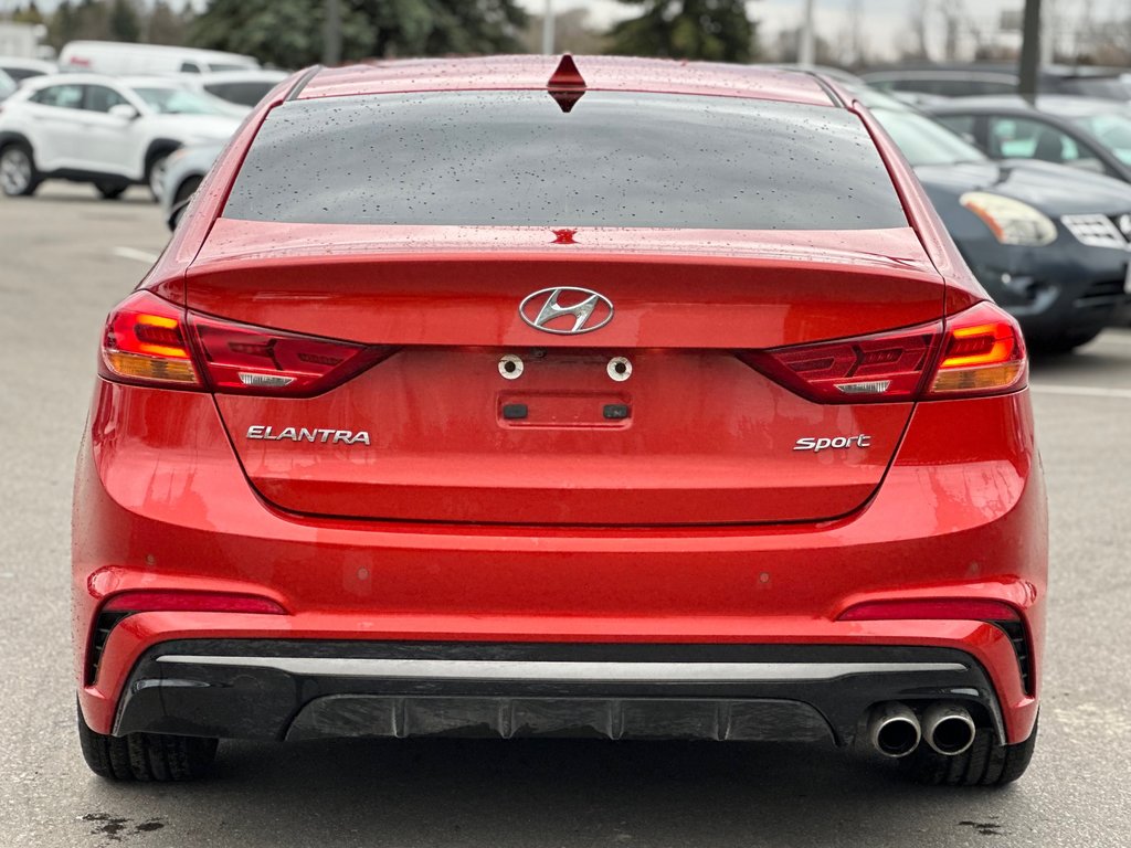 2018 Hyundai Elantra in Pickering, Ontario - 4 - w1024h768px
