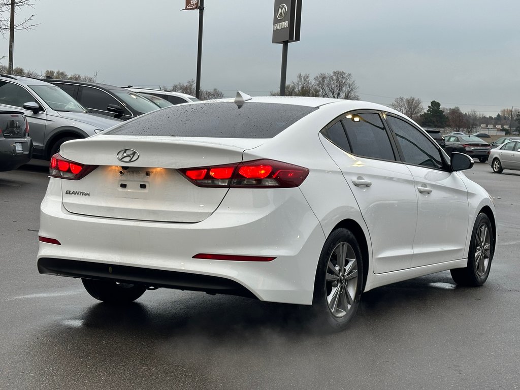 2018 Hyundai Elantra in Pickering, Ontario - 6 - w1024h768px