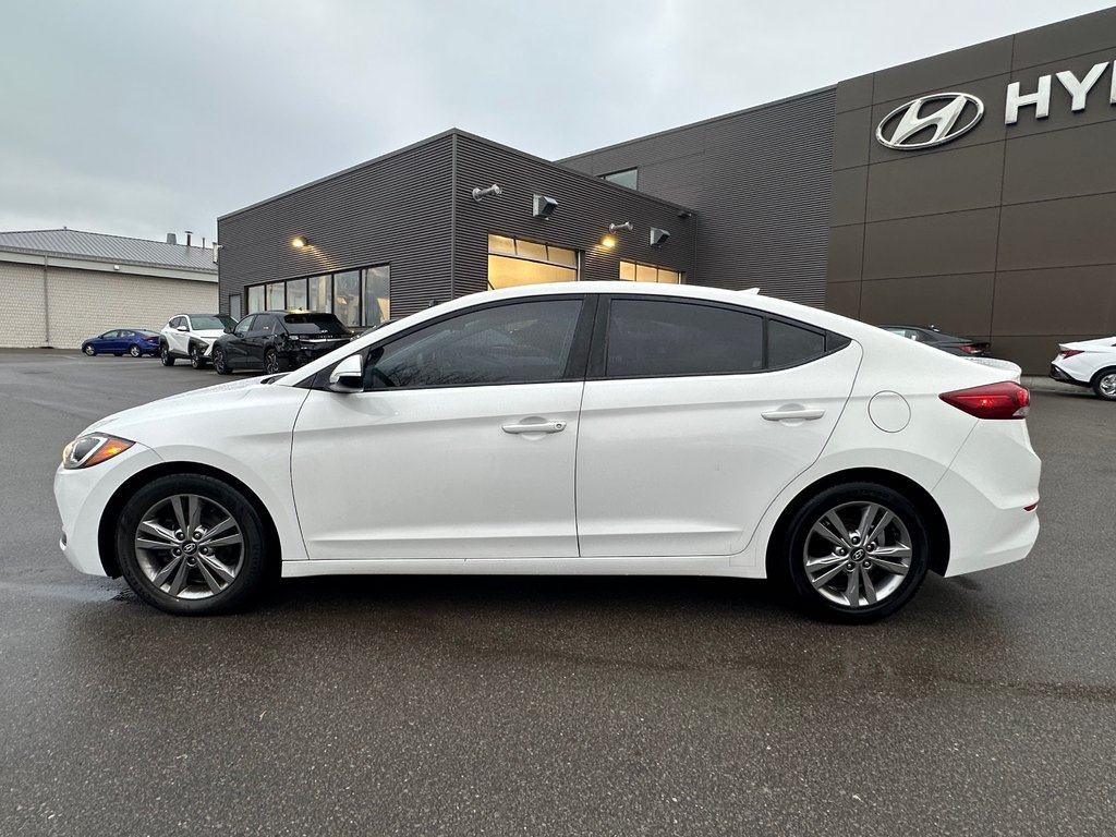 2018 Hyundai Elantra in Pickering, Ontario - 2 - w1024h768px