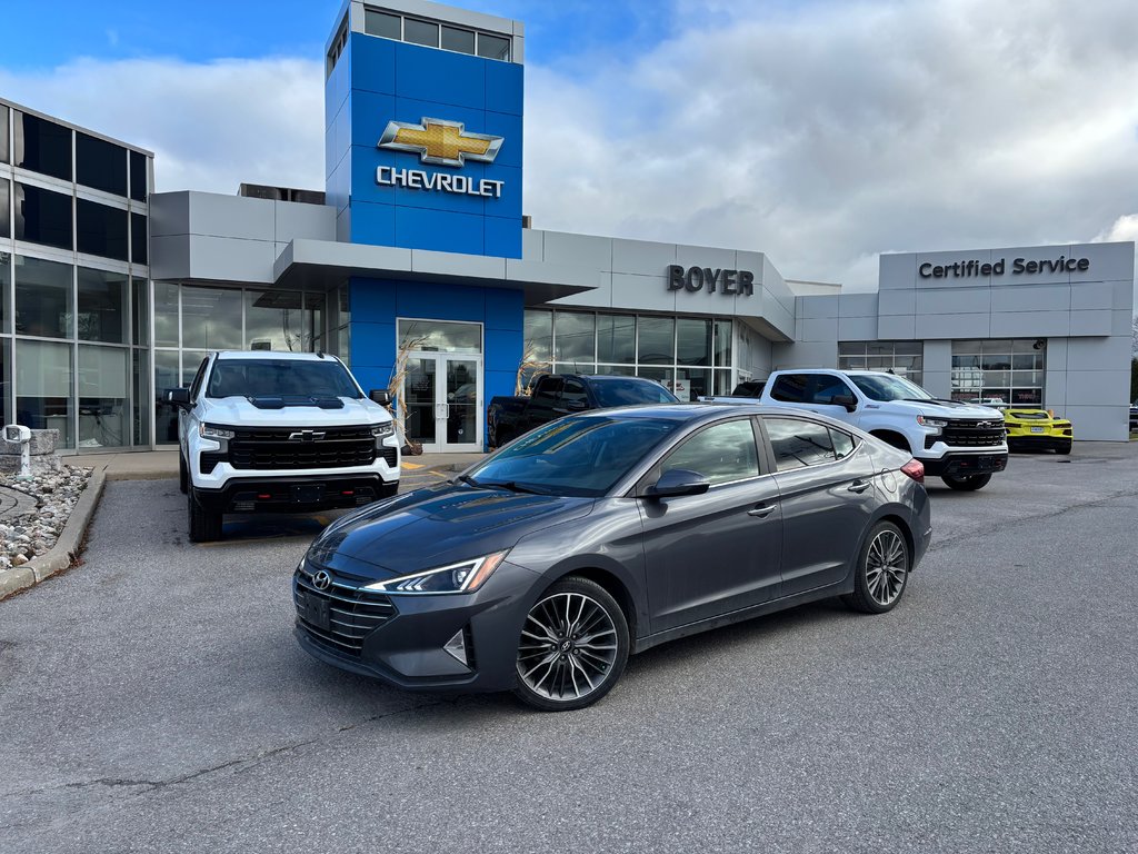 2019 Hyundai Elantra in Lindsay, Ontario - 1 - w1024h768px