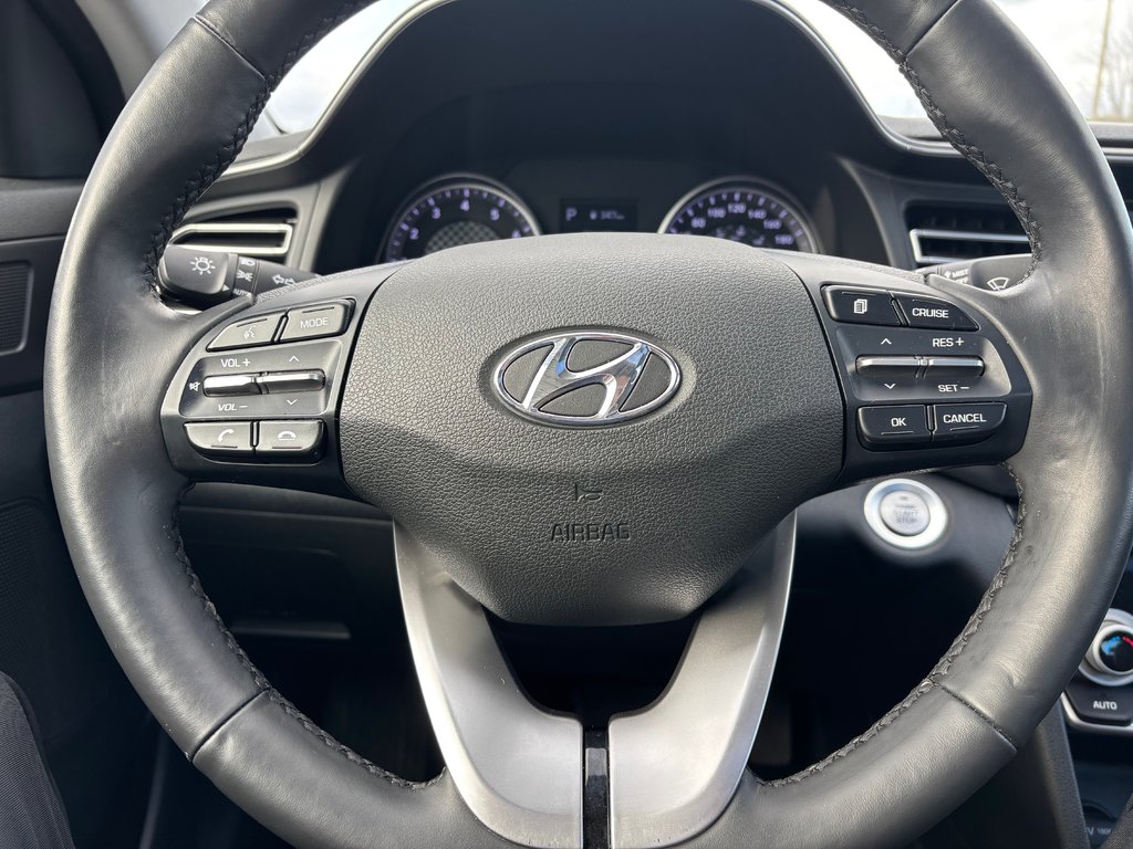 2019 Hyundai Elantra in Lindsay, Ontario - 17 - w1024h768px