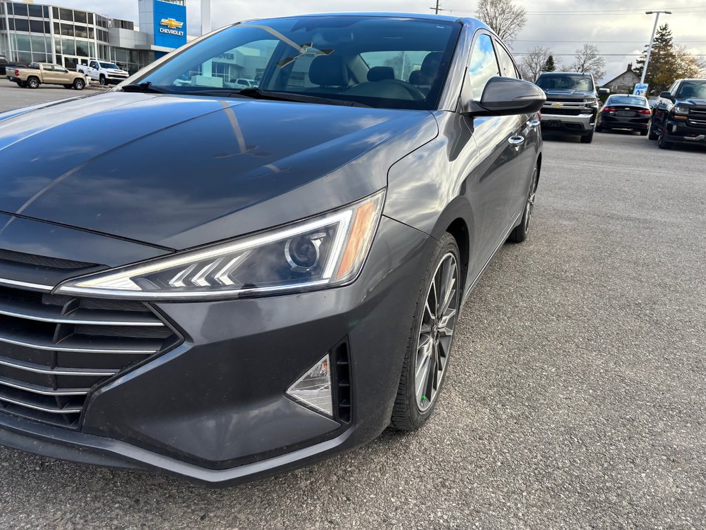 2019 Hyundai Elantra in Lindsay, Ontario - 3 - w1024h768px