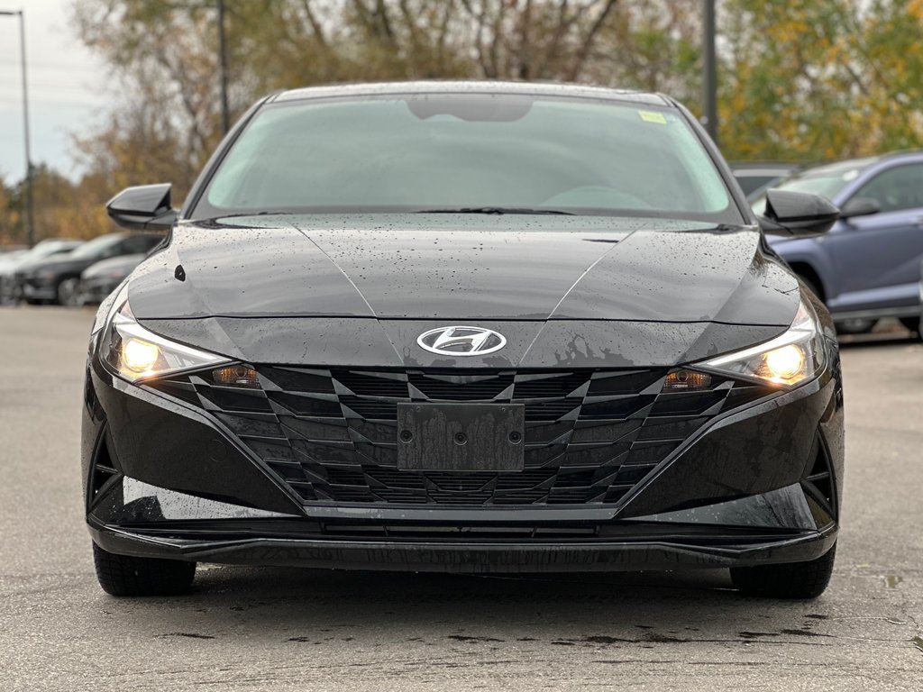 2022 Hyundai Elantra in Pickering, Ontario - 8 - w1024h768px