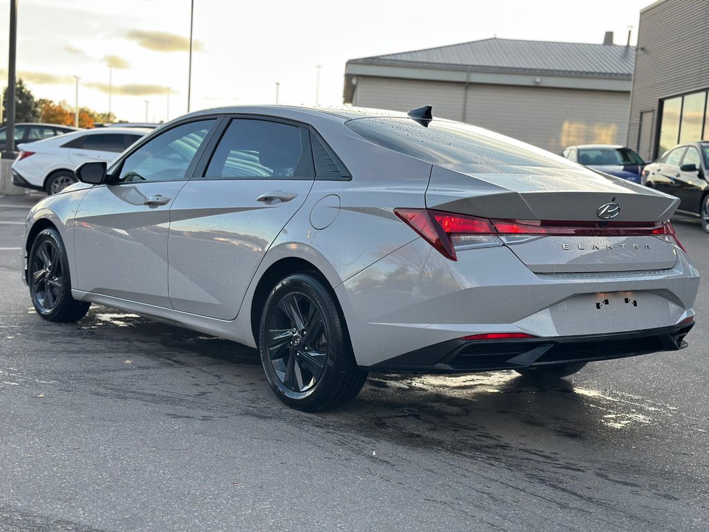 2023 Hyundai Elantra in Pickering, Ontario - 3 - w1024h768px