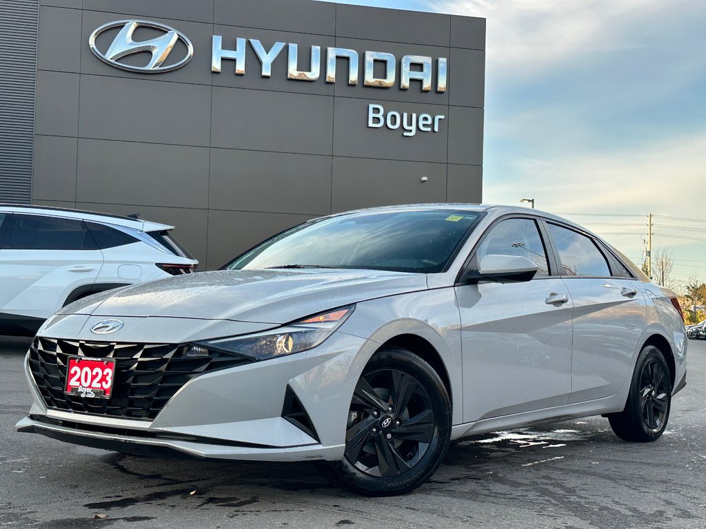 2023 Hyundai Elantra in Pickering, Ontario - 1 - w1024h768px