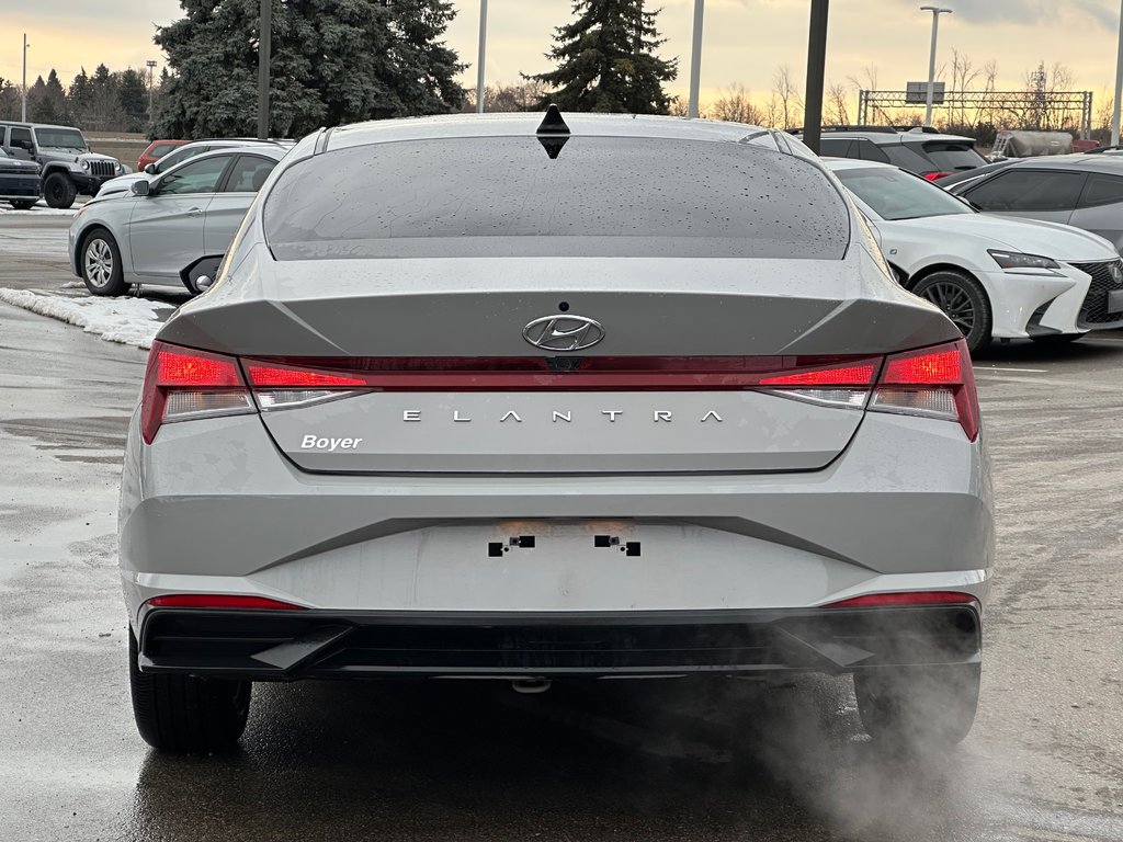 2023 Hyundai Elantra in Pickering, Ontario - 4 - w1024h768px