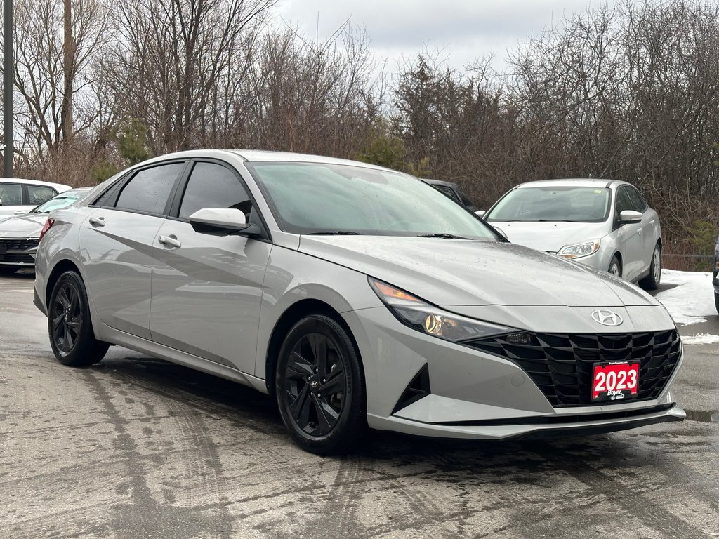 2023 Hyundai Elantra in Pickering, Ontario - 7 - w1024h768px