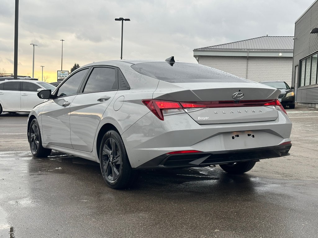 2023 Hyundai Elantra in Pickering, Ontario - 3 - w1024h768px