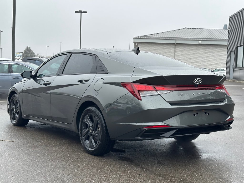 2023 Hyundai Elantra in Pickering, Ontario - 3 - w1024h768px