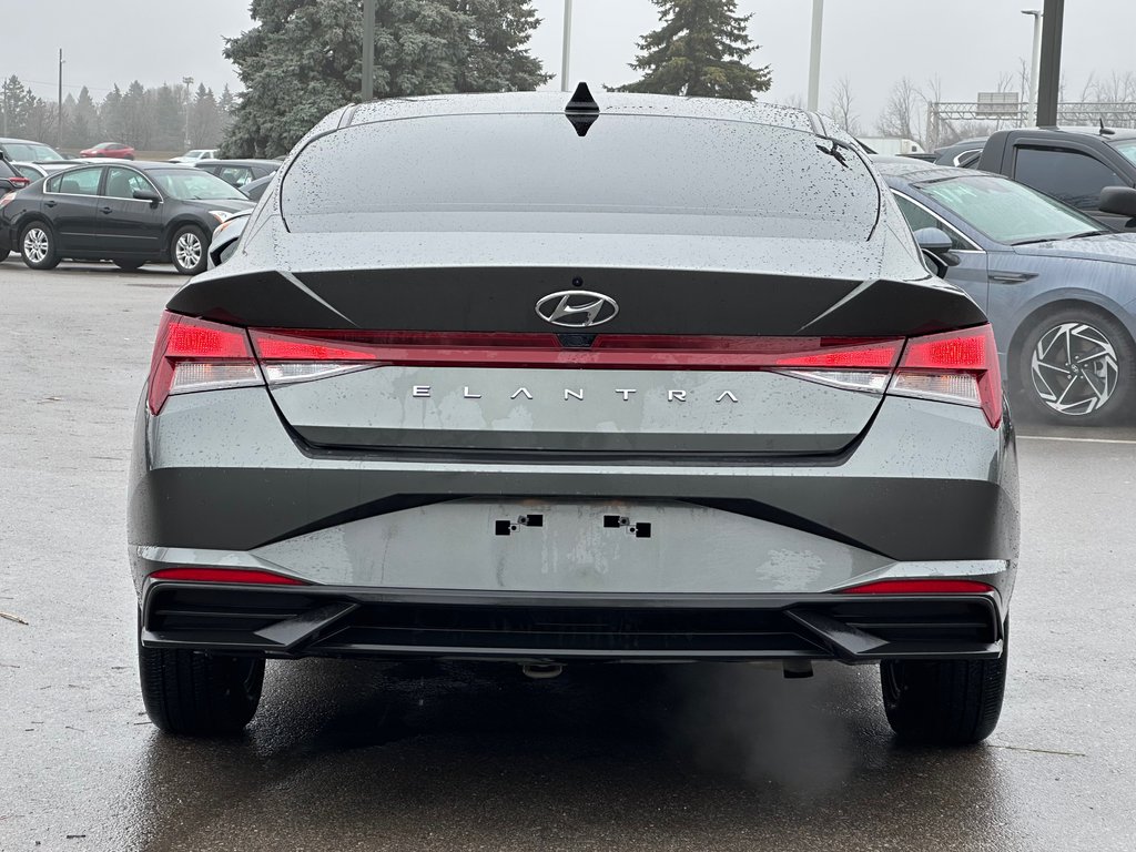 2023 Hyundai Elantra in Pickering, Ontario - 4 - w1024h768px