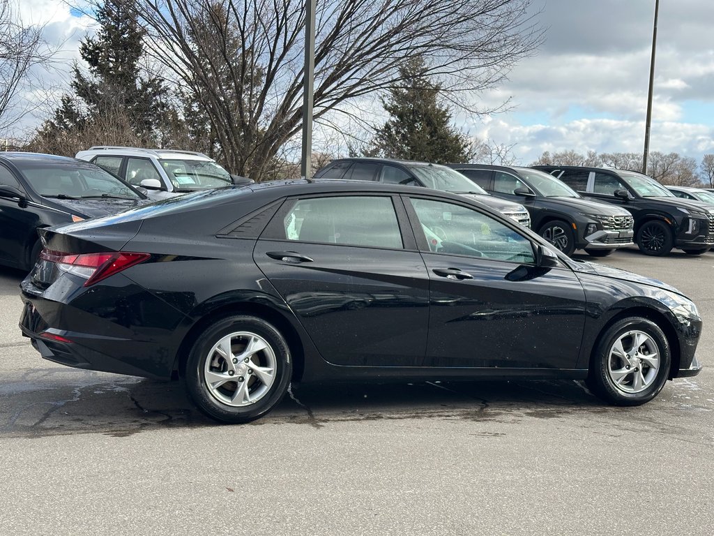 2023 Hyundai Elantra in Pickering, Ontario - 6 - w1024h768px