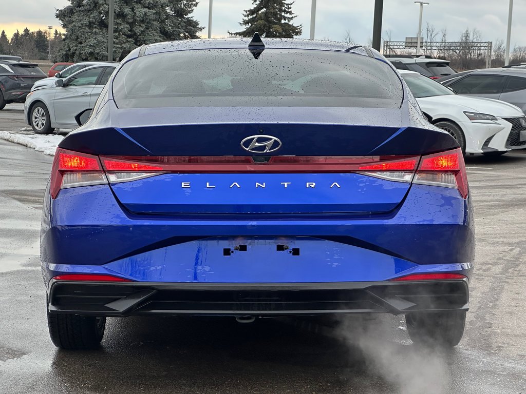 2023 Hyundai Elantra in Pickering, Ontario - 4 - w1024h768px