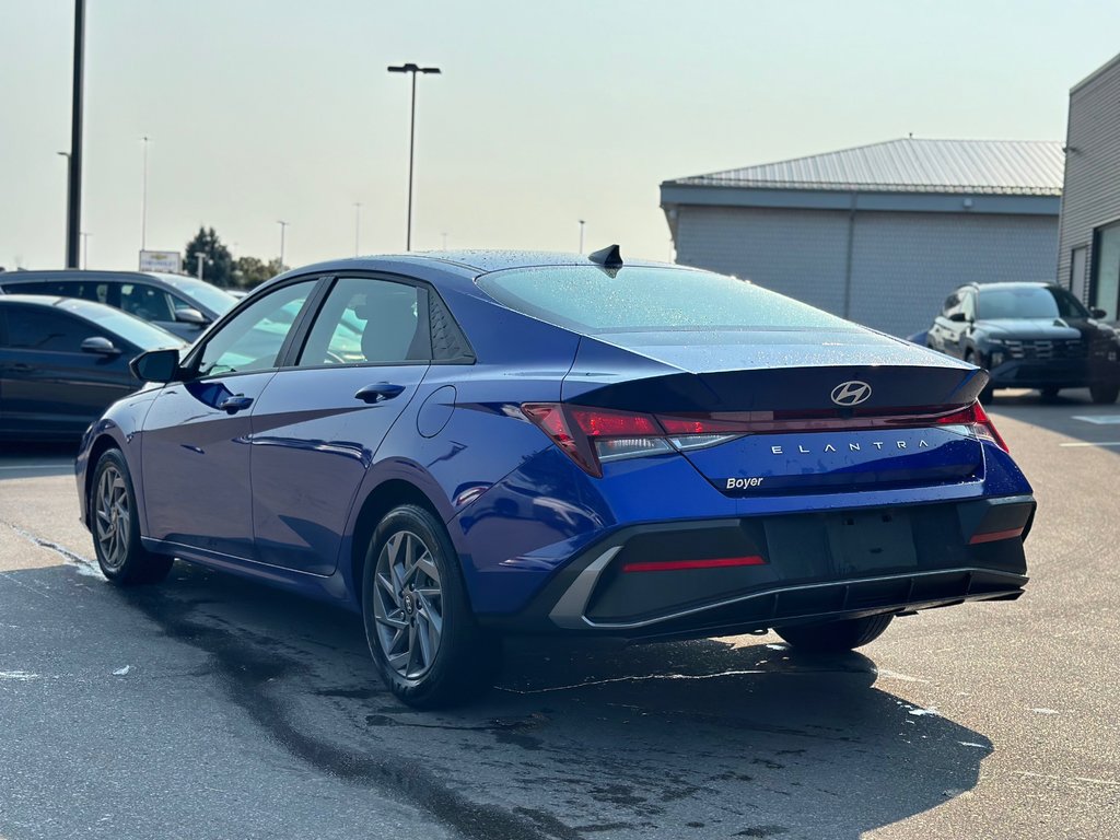 2024 Hyundai Elantra in Pickering, Ontario - 3 - w1024h768px