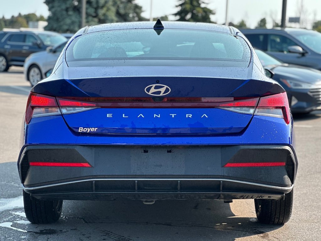 2024 Hyundai Elantra in Pickering, Ontario - 4 - w1024h768px