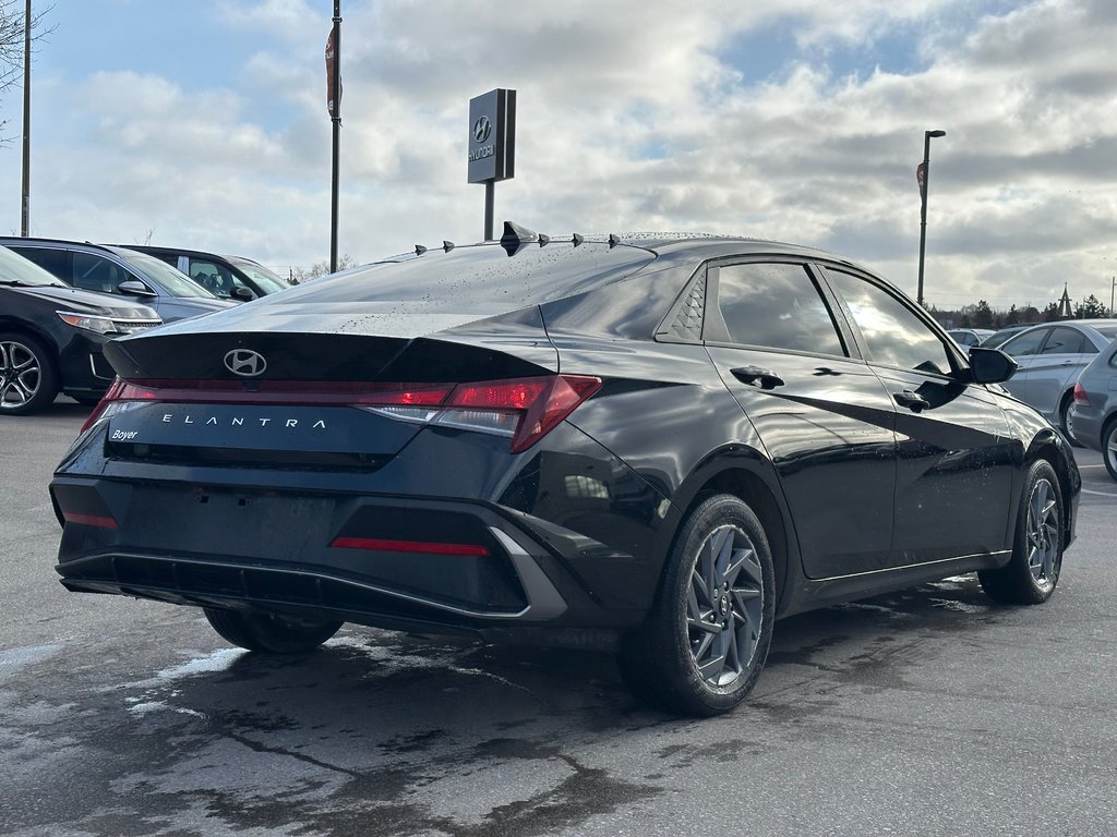 2024 Hyundai Elantra in Pickering, Ontario - 5 - w1024h768px