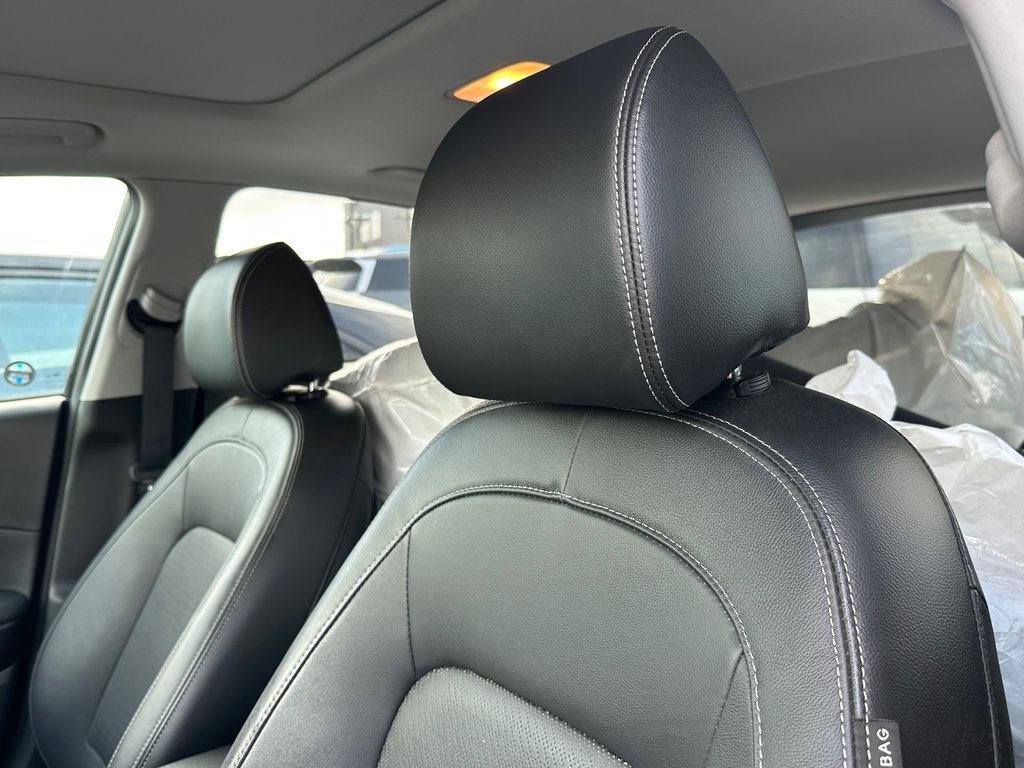 2020 Hyundai Kona in Pickering, Ontario - 10 - w1024h768px