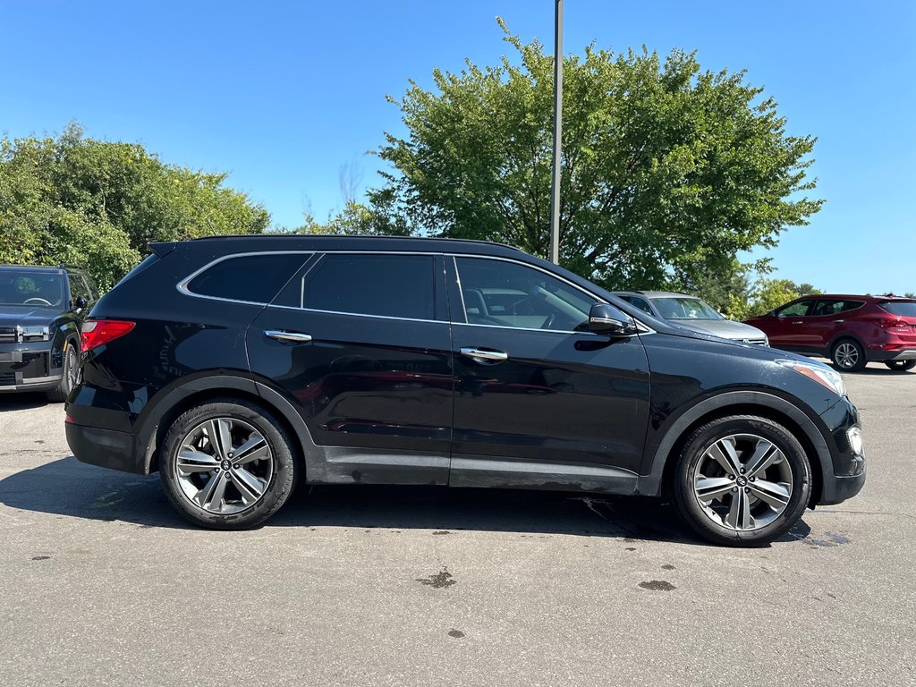 2016 Hyundai Santa Fe XL in Pickering, Ontario - 6 - w1024h768px