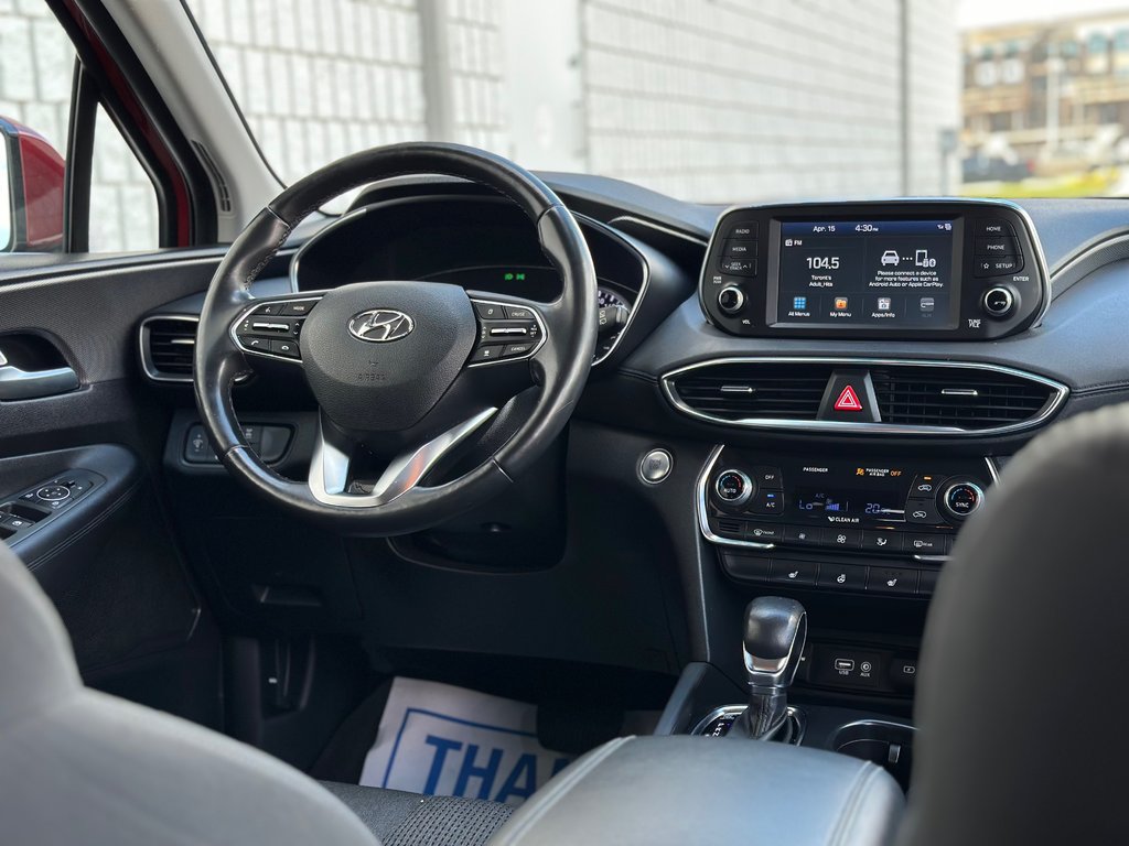 2019 Hyundai Santa Fe in Pickering, Ontario - 9 - w1024h768px