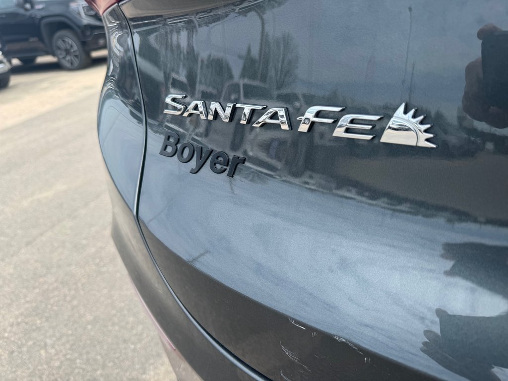 2020 Hyundai Santa Fe in Bancroft, Ontario - 10 - w1024h768px