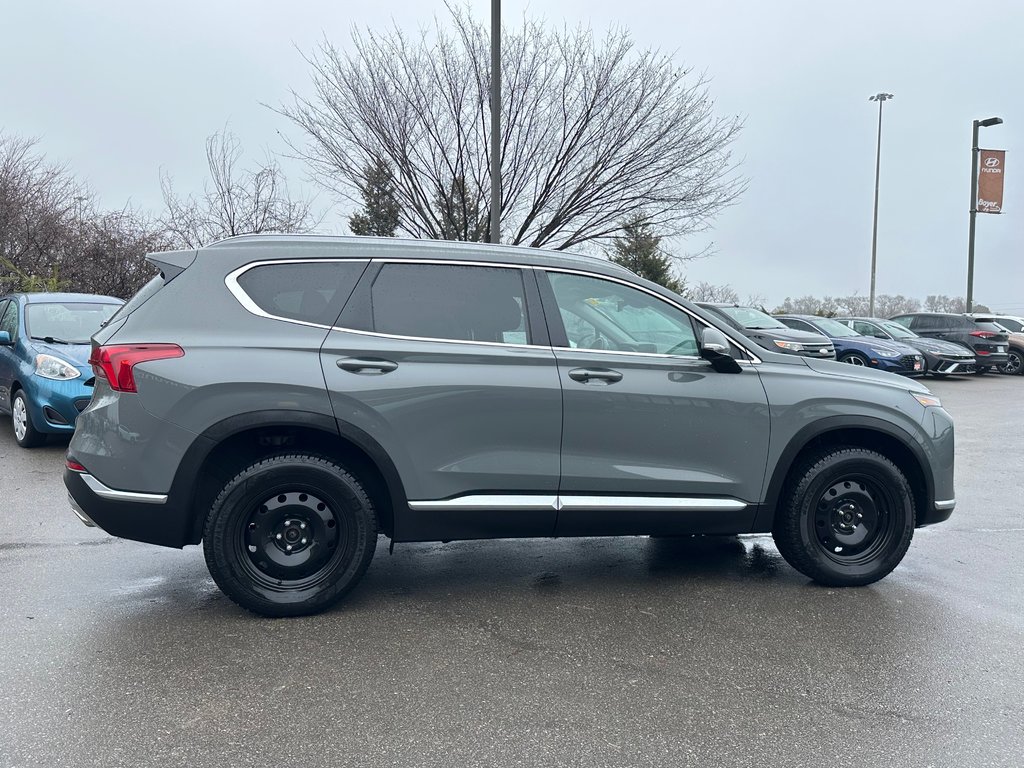 2021 Hyundai Santa Fe in Pickering, Ontario - 6 - w1024h768px