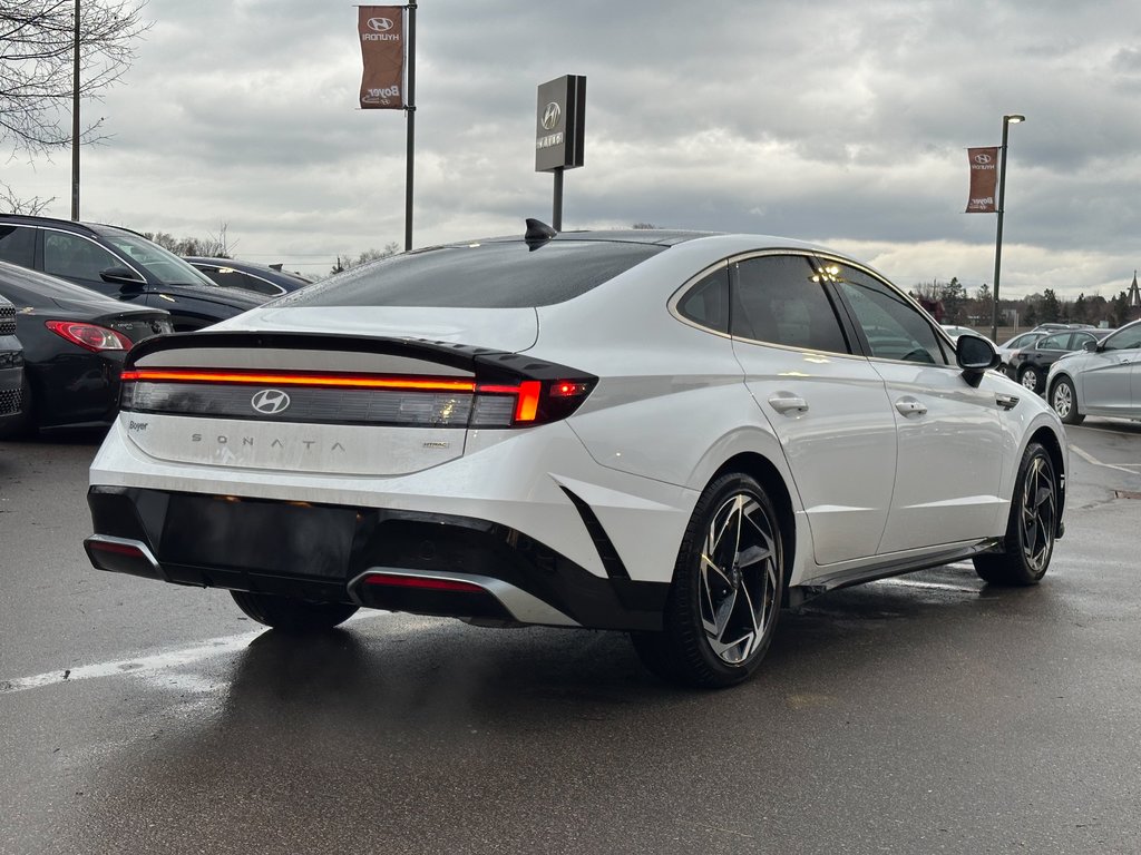 2024 Hyundai Sonata in Pickering, Ontario - 5 - w1024h768px