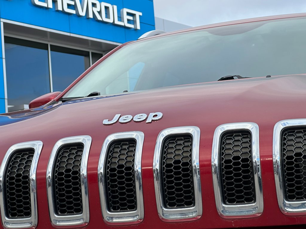 2016 Jeep Cherokee in Pickering, Ontario - 9 - w1024h768px