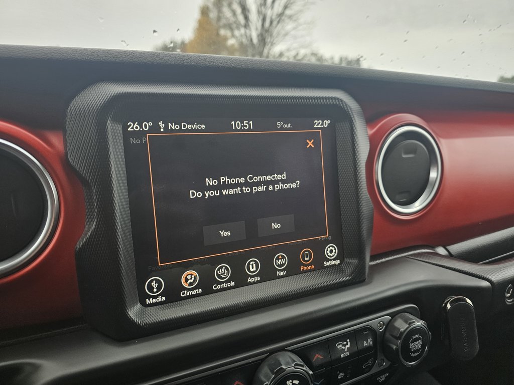 2020 Jeep Wrangler Unlimited in Pickering, Ontario - 20 - w1024h768px