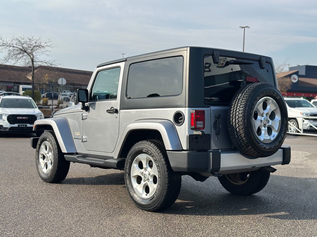 2015  Wrangler SAHARA in Pickering, Ontario - 3 - w1024h768px