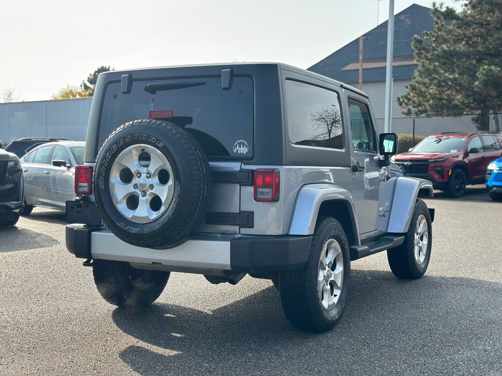 2015  Wrangler SAHARA in Pickering, Ontario - 5 - w1024h768px