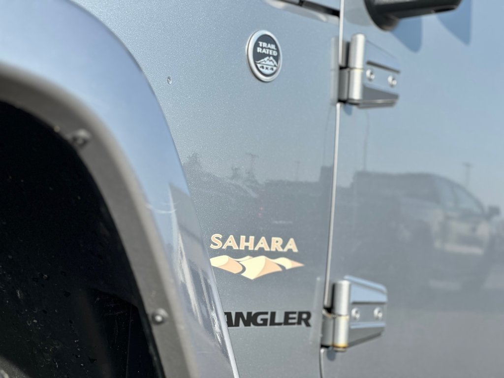 2015  Wrangler SAHARA in Pickering, Ontario - 9 - w1024h768px