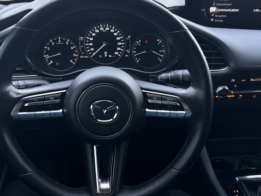 2022 Mazda 3 in Pickering, Ontario - 20 - w1024h768px