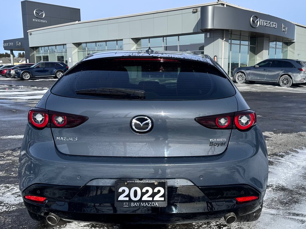 2022 Mazda 3 in Pickering, Ontario - 4 - w1024h768px