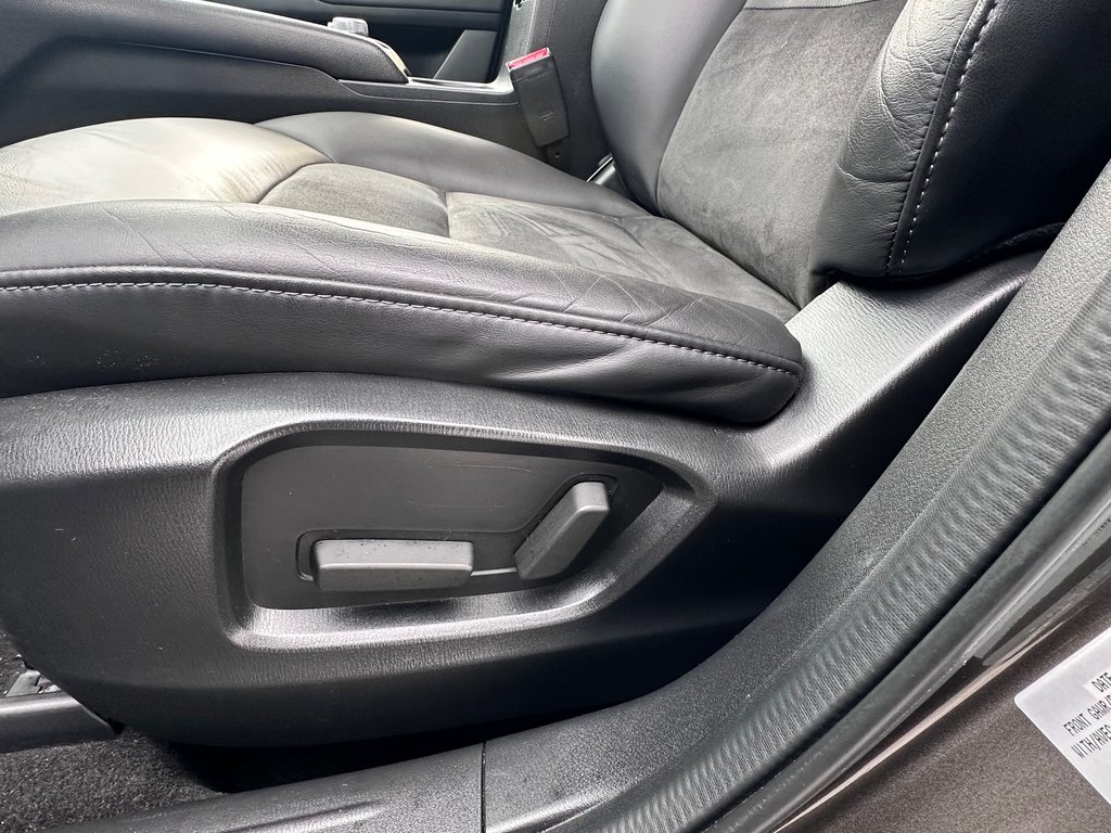 2020 Mazda CX-5 in Pickering, Ontario - 12 - w1024h768px