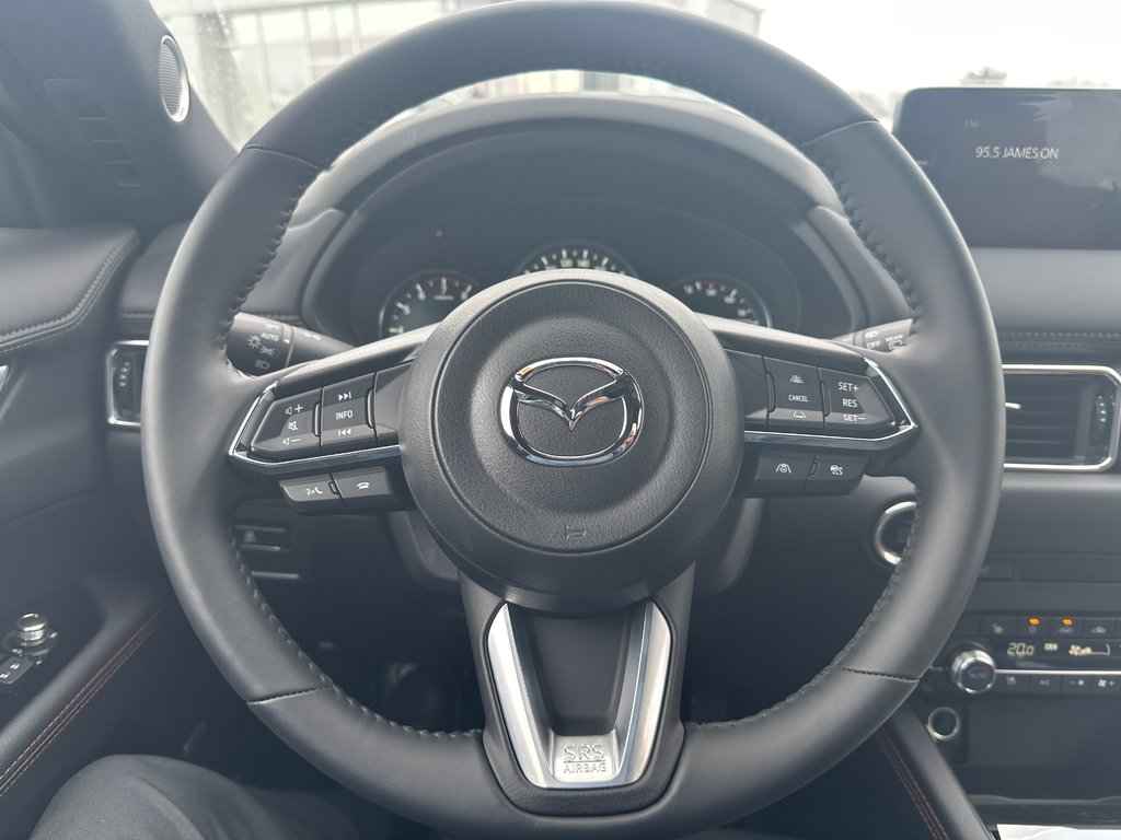 2024 Mazda CX-5 in Pickering, Ontario - 6 - w1024h768px