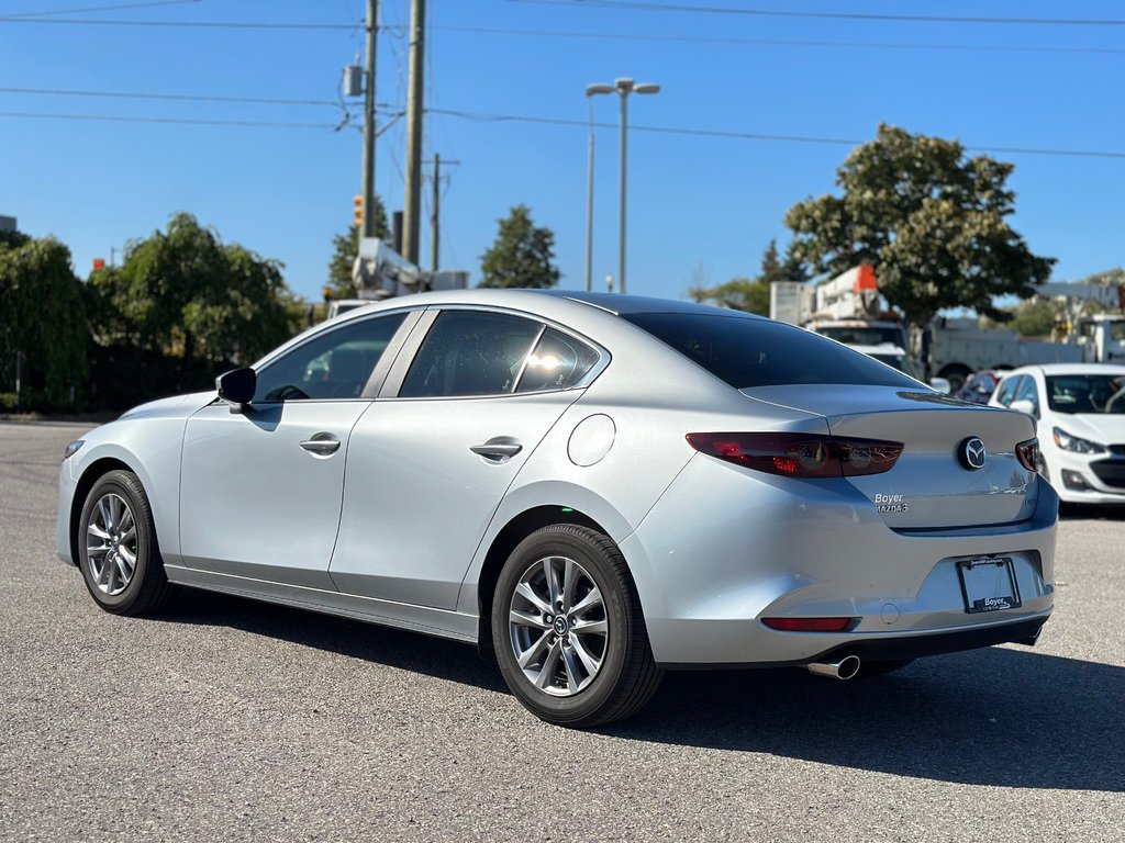 2021 Mazda 3 in Pickering, Ontario - 3 - w1024h768px