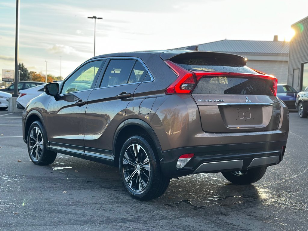 2020 Mitsubishi ECLIPSE CROSS in Pickering, Ontario - 3 - w1024h768px