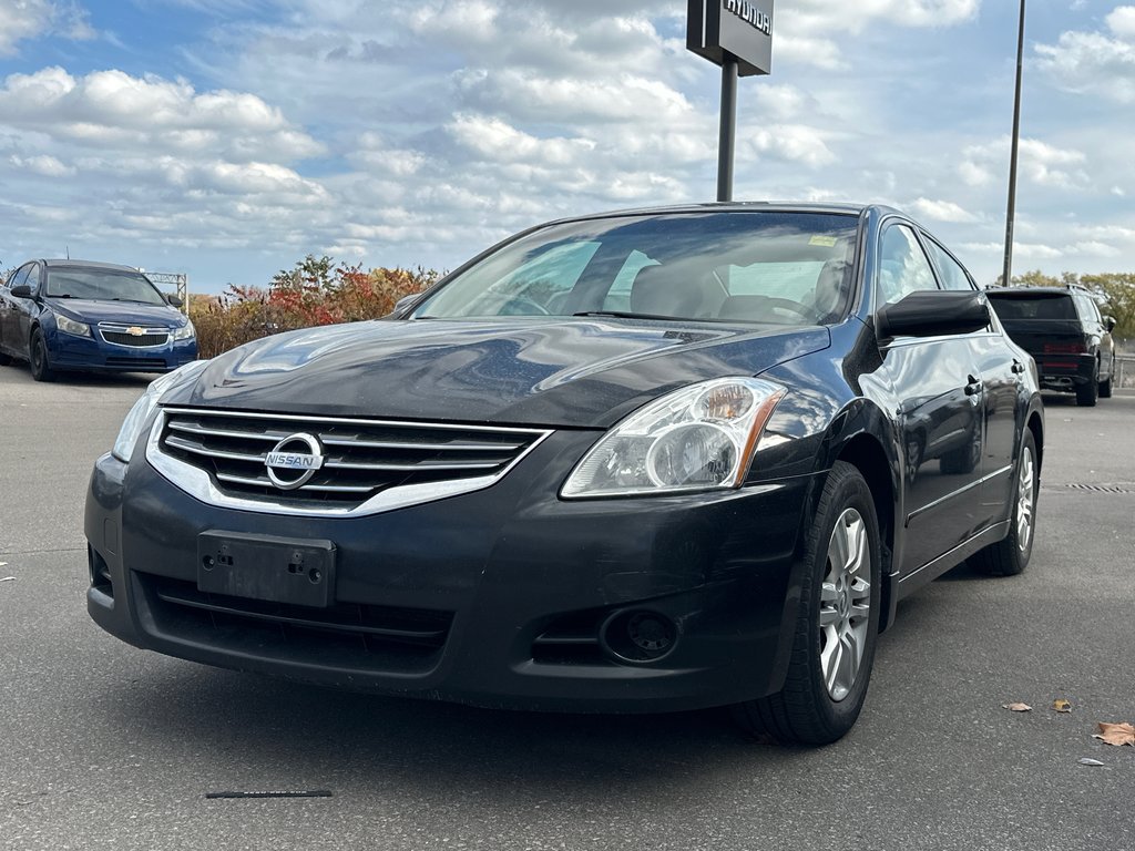 2011 Nissan Altima in Pickering, Ontario - 3 - w1024h768px