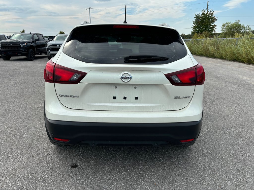 2019 Nissan Qashqai in Pickering, Ontario - 7 - w1024h768px