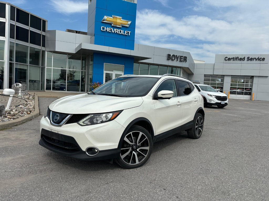 2019 Nissan Qashqai in Pickering, Ontario - 1 - w1024h768px