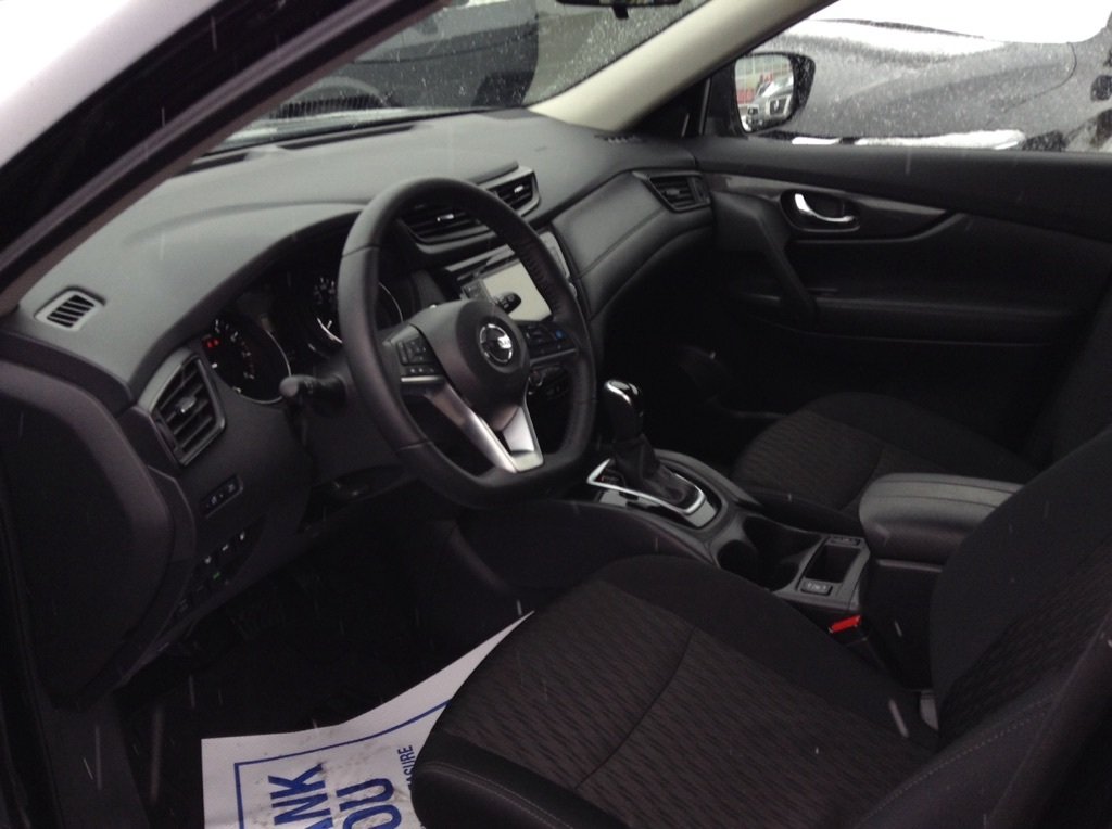 Belleville Nissan | 2020 Nissan Rogue SV AWD HEATED SEATS, PANORAMIC