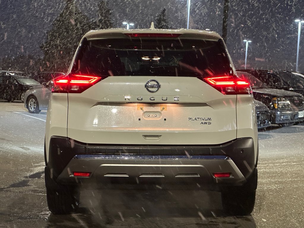 2021 Nissan Rogue in Pickering, Ontario - 4 - w1024h768px