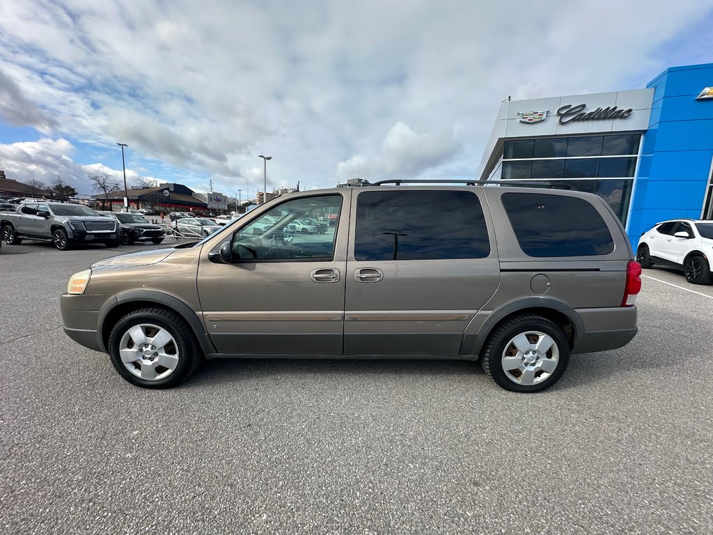 2006 Pontiac Montana SV6 in Pickering, Ontario - 2 - w1024h768px