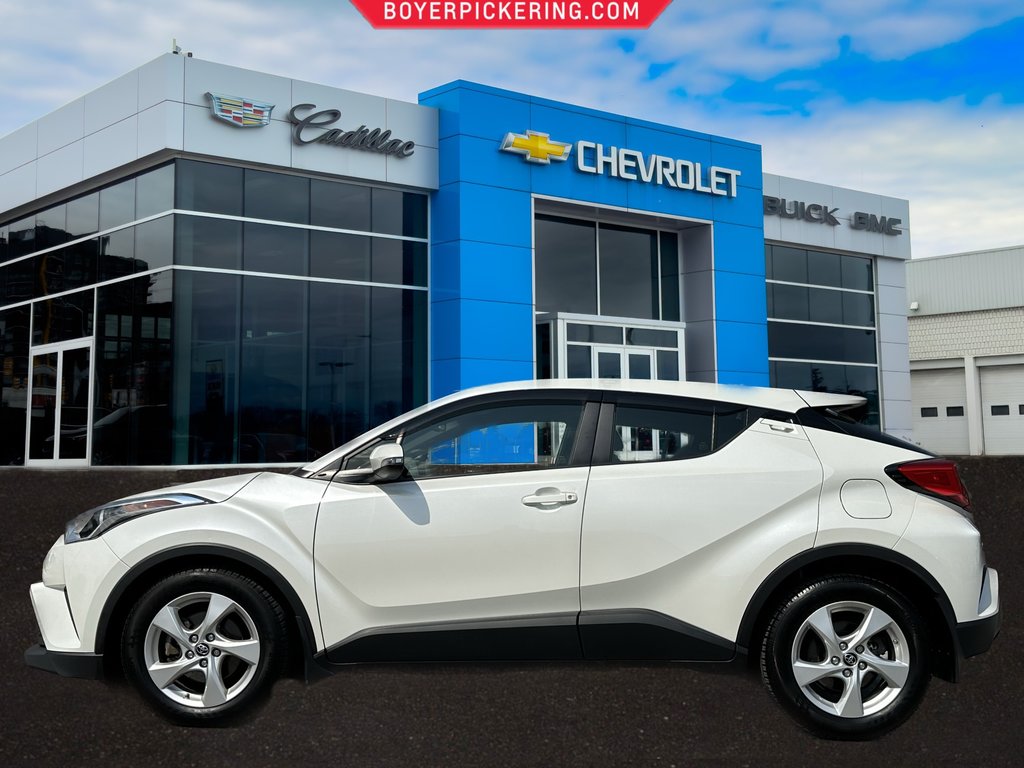 2019 Toyota C-HR in Pickering, Ontario - 2 - w1024h768px